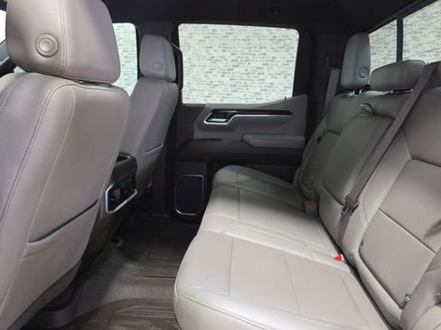 Used 2022 GMC Sierra 1500 SLT image 14