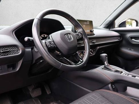 Used 2024 Honda HR-V Sport image 12