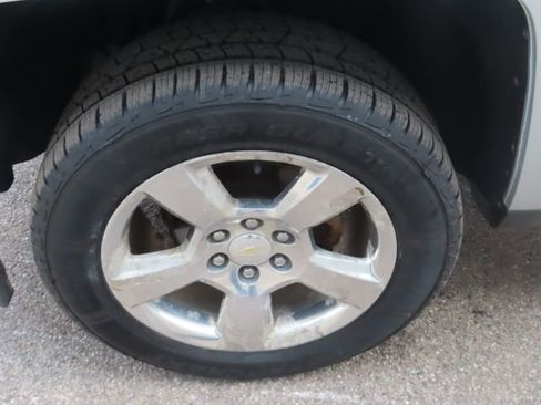 Used 2016 Chevrolet Silverado 1500 LT w/ LT Convenience Package AWD/4WD image 15