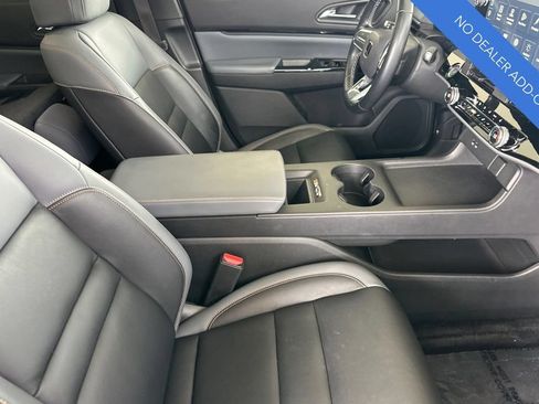 Used 2024 Honda Prologue Touring image 17