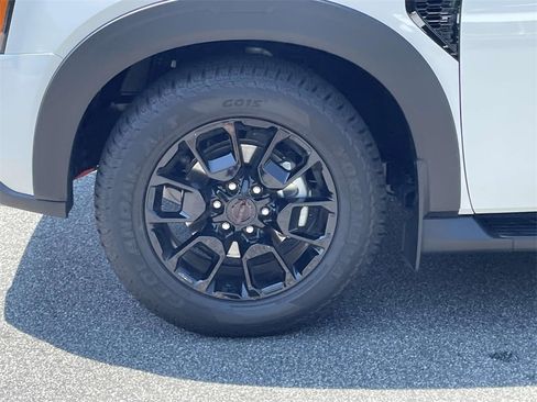 New 2025 Nissan Armada PRO-4X w/ Pro-4X Premium Package image 7