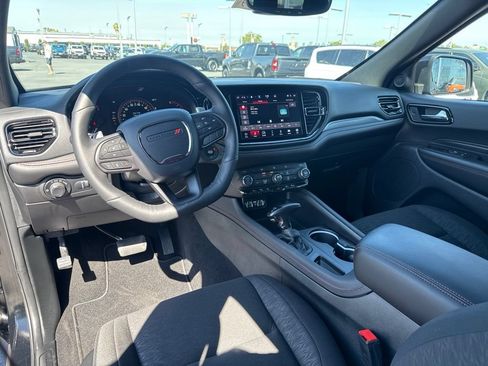 Used 2025 Dodge Durango GT AWD/4WD image 17