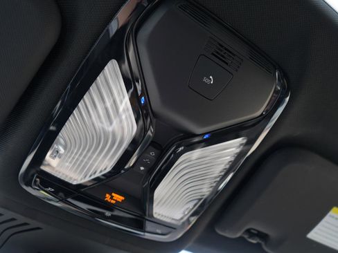 Used 2019 BMW X3 xDrive30i w/ Premium Package image 29