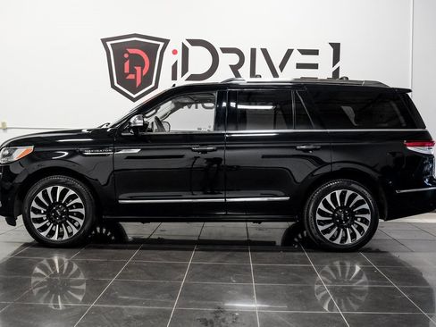 Used 2023 Lincoln Navigator Black Label image 14