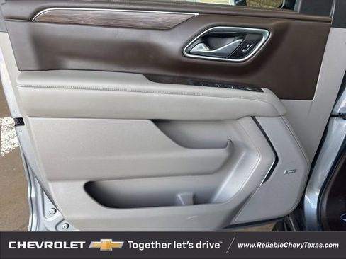 Used 2021 Chevrolet Suburban LT w/ Rear Media and Nav Package image 24