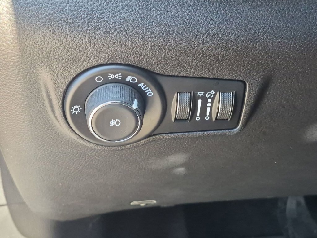Used 2024 Jeep Compass Trailhawk AWD/4WD image 20