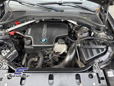 Used 2017 BMW X4 xDrive28i image 39