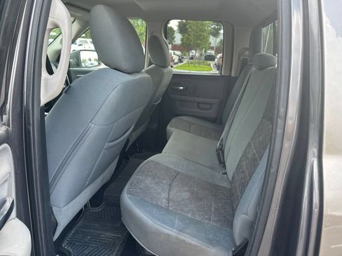 Used 2016 RAM 1500 Big Horn RWD image 12