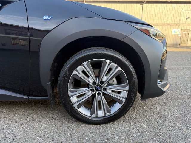 Used 2023 Subaru Solterra AWD image 28