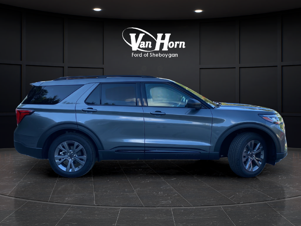 New 2026 Ford Explorer Active w/ Active Comfort Package AWD/4WD image 8