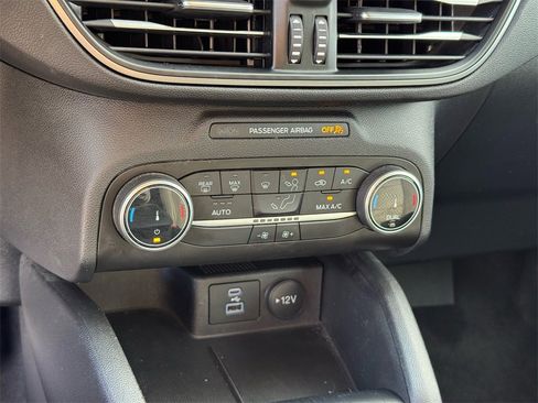Used 2023 Ford Escape Active image 28