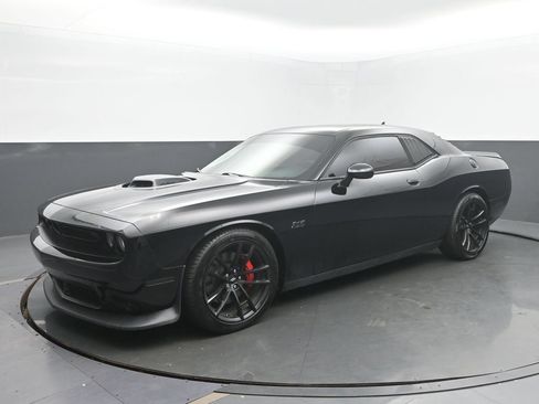 Used 2023 Dodge Challenger R/T w/ Plus Package RWD image 5