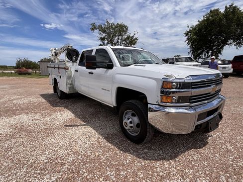 Used 2016 Chevrolet Silverado 3500 W/T w/ WT Convenience Package RWD image 3