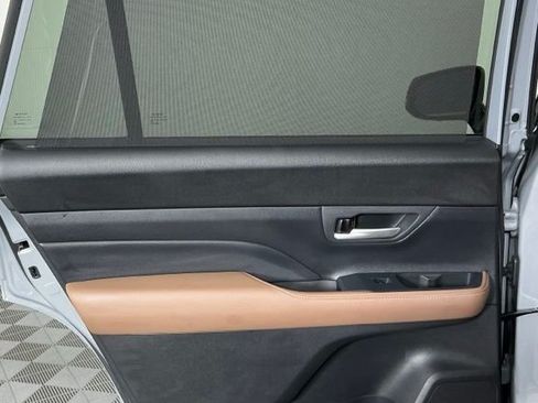 Used 2026 Toyota Grand Highlander AWD Hybrid image 20