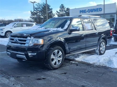 Used 2017 Ford Expedition Max Platinum image 3