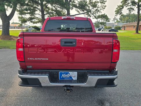 Used 2021 Chevrolet Colorado W/T RWD image 4