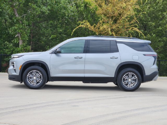 Used 2026 Chevrolet Traverse LT w/ Driver Confidence Package FWD image 5