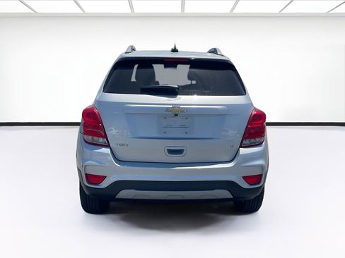 Used 2018 Chevrolet Trax LT w/ LT Convenience Package FWD image 5