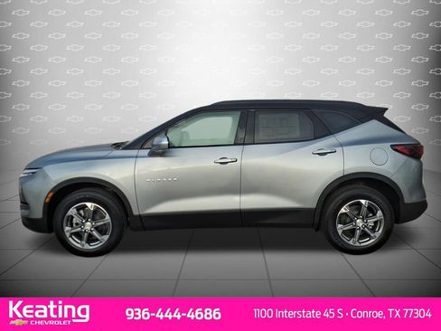 New 2026 Chevrolet Blazer LT w/ Sound & Technology Package FWD image 4