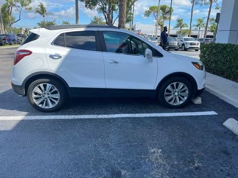 Certified 2017 Buick Encore Preferred FWD image 2