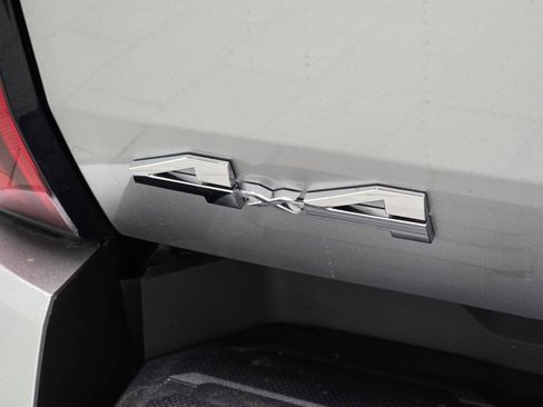 New 2026 Toyota Tundra SR5 image 19