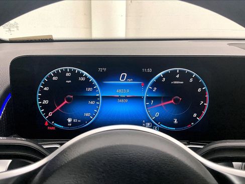 Certified 2022 Mercedes-Benz GLB 250 image 23