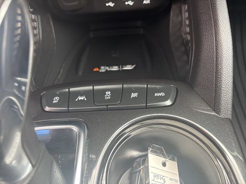 Used 2023 Chevrolet TrailBlazer ACTIV w/ Technology Package AWD/4WD image 26