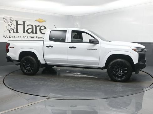 New 2026 Chevrolet Colorado W/T w/ WT Custom Package AWD/4WD image 27