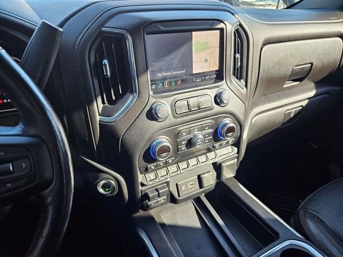 Used 2022 GMC Sierra 3500 AT4 w/ AT4 Premium Plus Package image 21