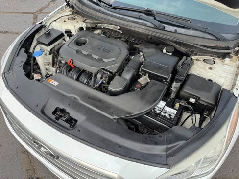 Used 2017 Hyundai Sonata SE FWD image 22