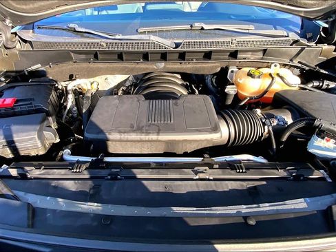 Used 2022 GMC Yukon SLT w/ SLT Premium Package image 28