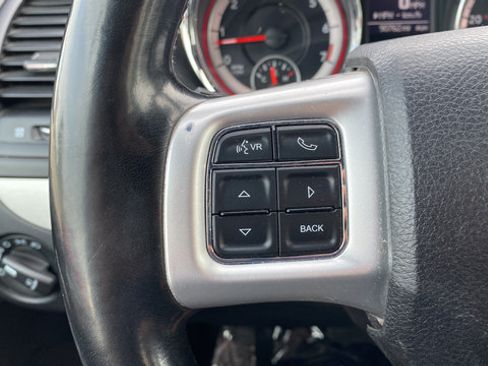 Used 2019 Dodge Grand Caravan GT FWD image 31