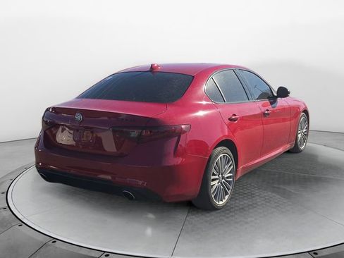 Used 2018 Alfa Romeo Giulia Ti w/ Quick Order Package 22X Lusso image 5