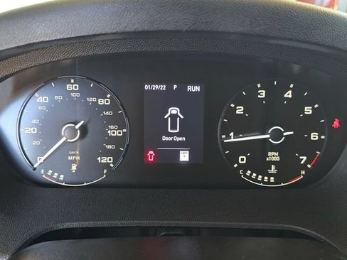 Used 2025 RAM ProMaster 2500 FWD image 13