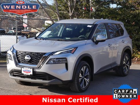 Certified 2022 Nissan Rogue SV image 1