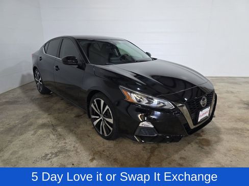 Used 2020 Nissan Altima 2.5 SR image 3