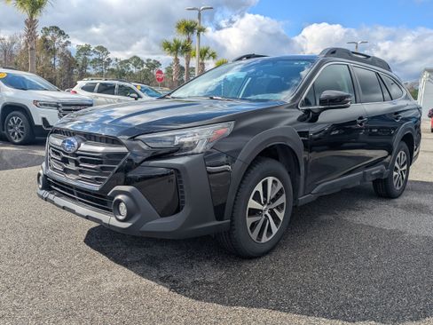 Certified 2023 Subaru Outback Premium image 8