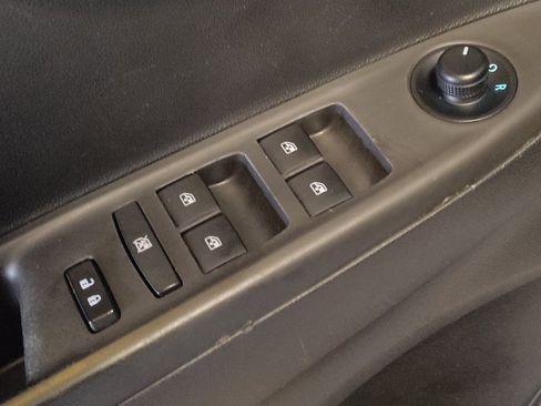 Used 2020 Chevrolet Spark LT FWD image 27