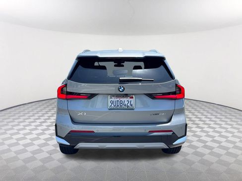 Used 2025 BMW X1 xDrive28i w/ Convenience Package AWD/4WD image 5