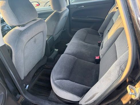 Used 2012 Chevrolet Impala LT FWD image 7