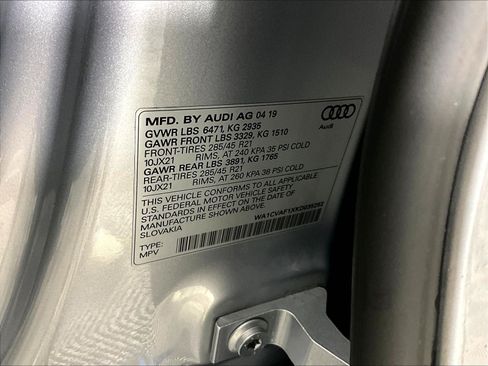 Used 2019 Audi Q8 Prestige w/ Cold Weather Package AWD/4WD image 19