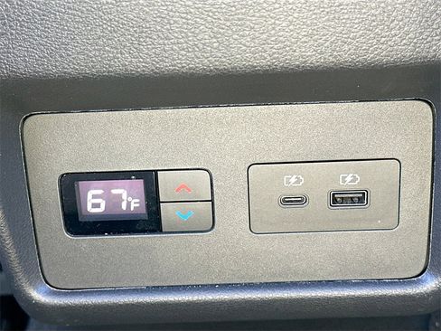 Used 2023 Nissan Rogue SL w/ SL Premium Package image 26