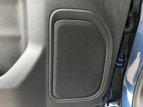 Used 2019 Chevrolet Silverado 1500 Custom w/ Custom Convenience Package image 48