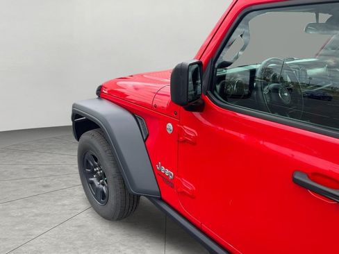 Used 2019 Jeep Wrangler Unlimited Sport AWD/4WD image 8