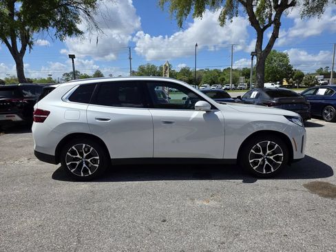 Used 2025 BMW X3 xDrive30i AWD/4WD image 2