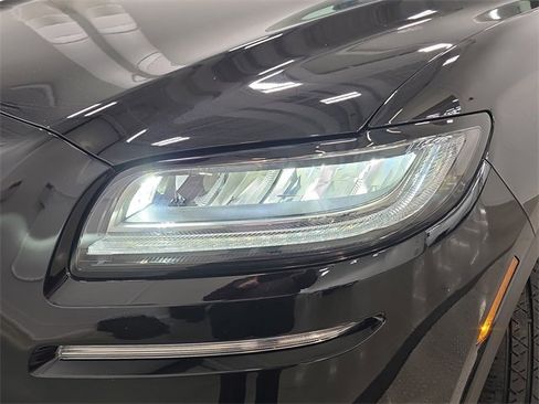 Used 2023 Lincoln Nautilus Reserve w/ Equipment Group 201A image 28