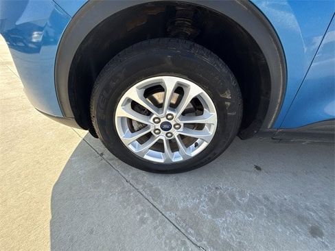 Used 2021 Ford Escape SE image 10