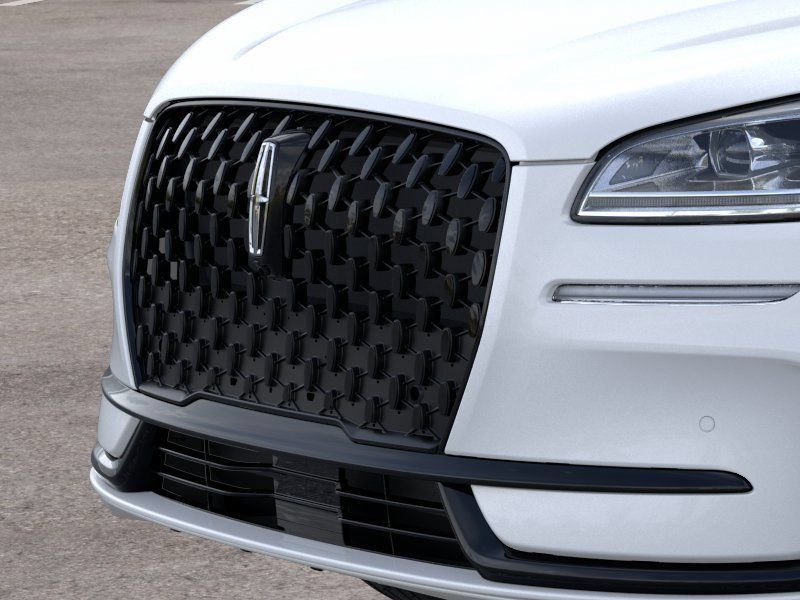 New 2025 Lincoln Corsair Grand Touring w/ Equipment Group 302A AWD/4WD image 17