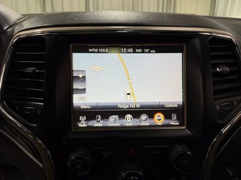 Used 2014 Jeep Grand Cherokee Overland AWD/4WD image 14