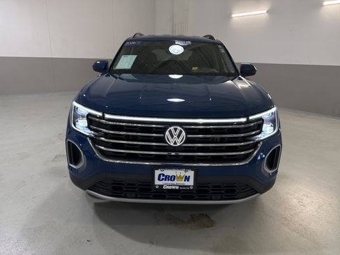 Certified 2026 Volkswagen Atlas SE AWD/4WD image 2